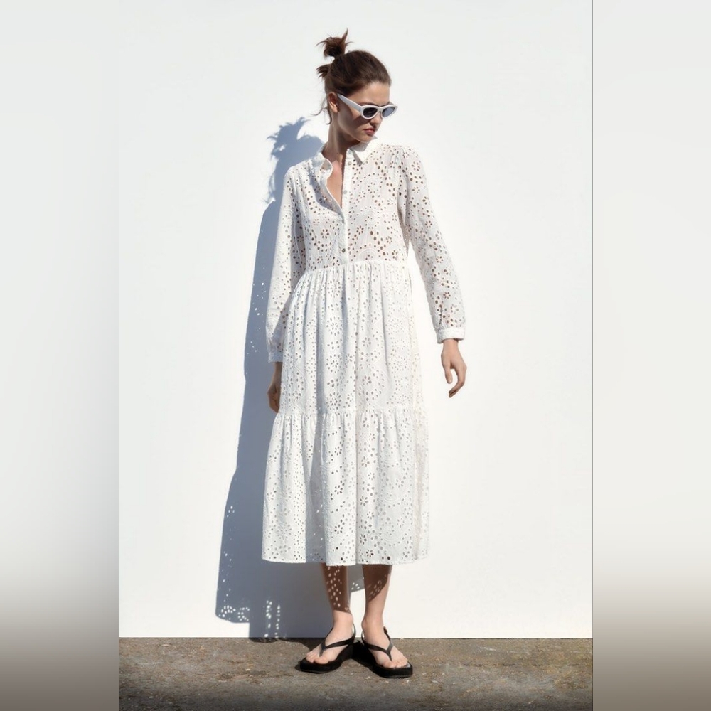 COPY - ZARA EYELET WHITE DRESS SIZE XS